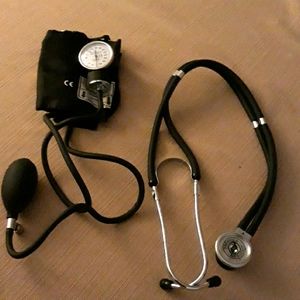 Prestige Stethescope and Sphygmomameter